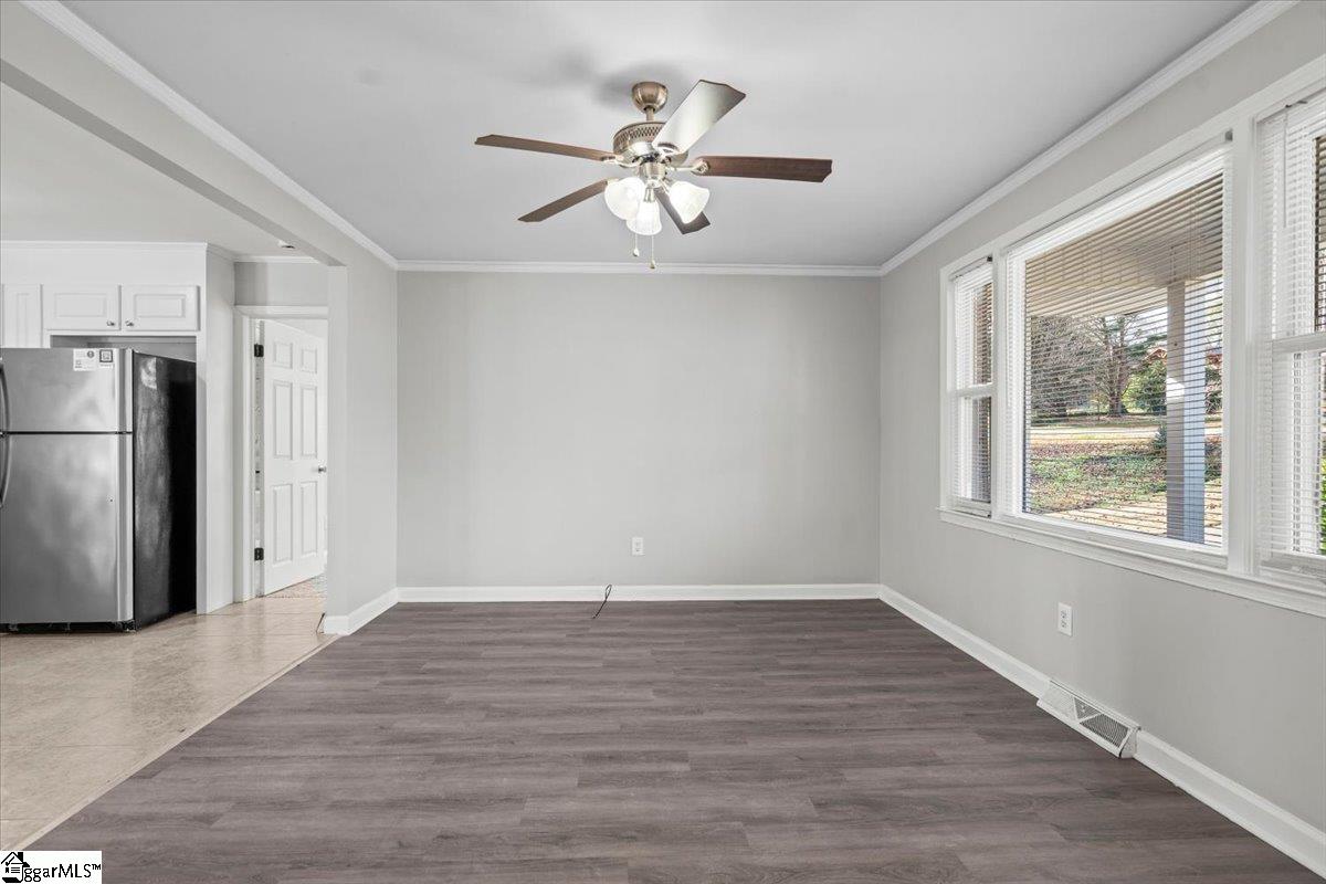 104 Cascade Drive Greer, SC 29651 - Photo 5 of 37