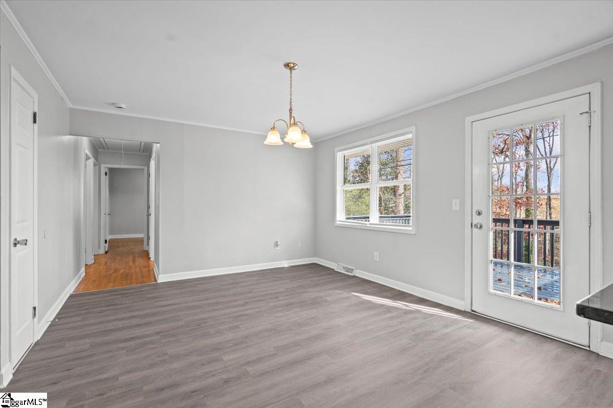 104 Cascade Drive Greer, SC 29651 - Photo 8 of 37