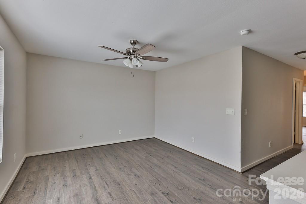8946 Chalkstone Road Charlotte, NC 28216 - Photo 26 of 37