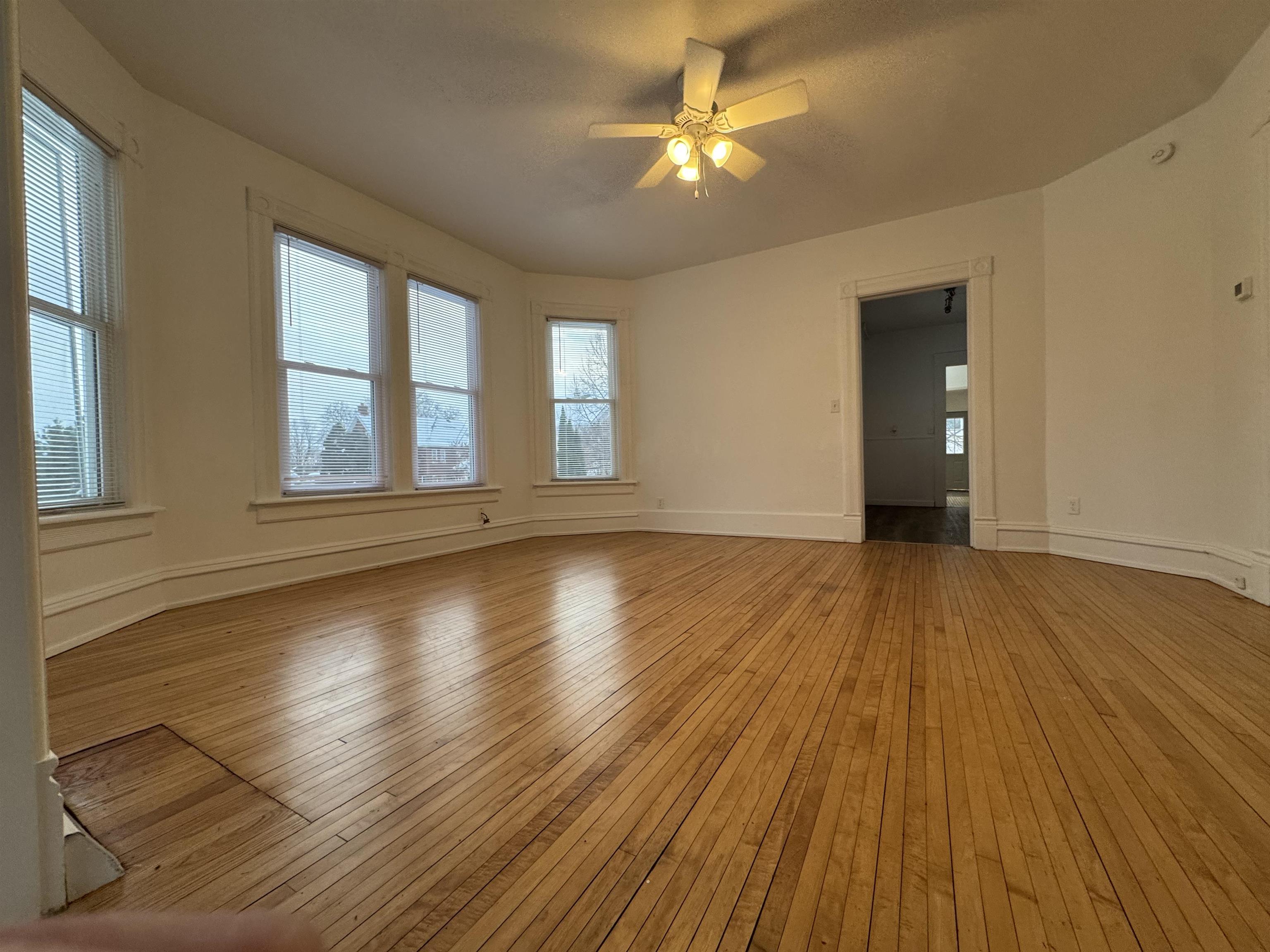 122 North Street Sun Prairie, WI 53590 - Photo 5 of 32
