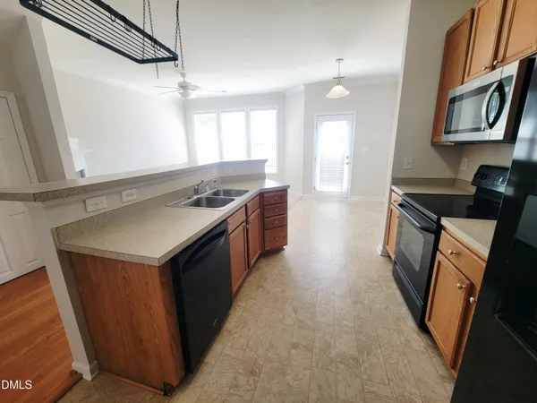 $1,750 | 539 Village Loop Drive, Apex, NC 27502