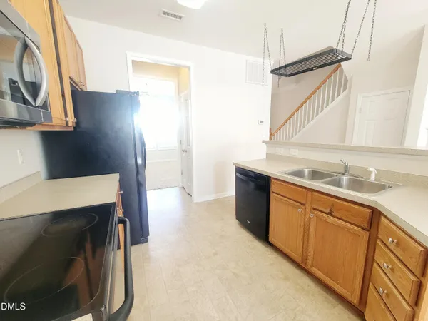 $1,750 | 539 Village Loop Drive, Apex, NC 27502