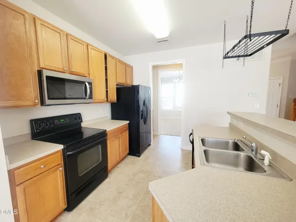 $1,750 | 539 Village Loop Drive, Apex, NC 27502