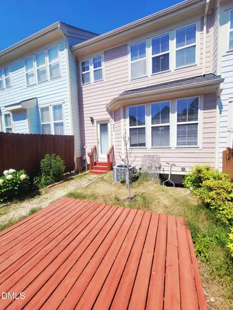 $1,750 | 539 Village Loop Drive, Apex, NC 27502