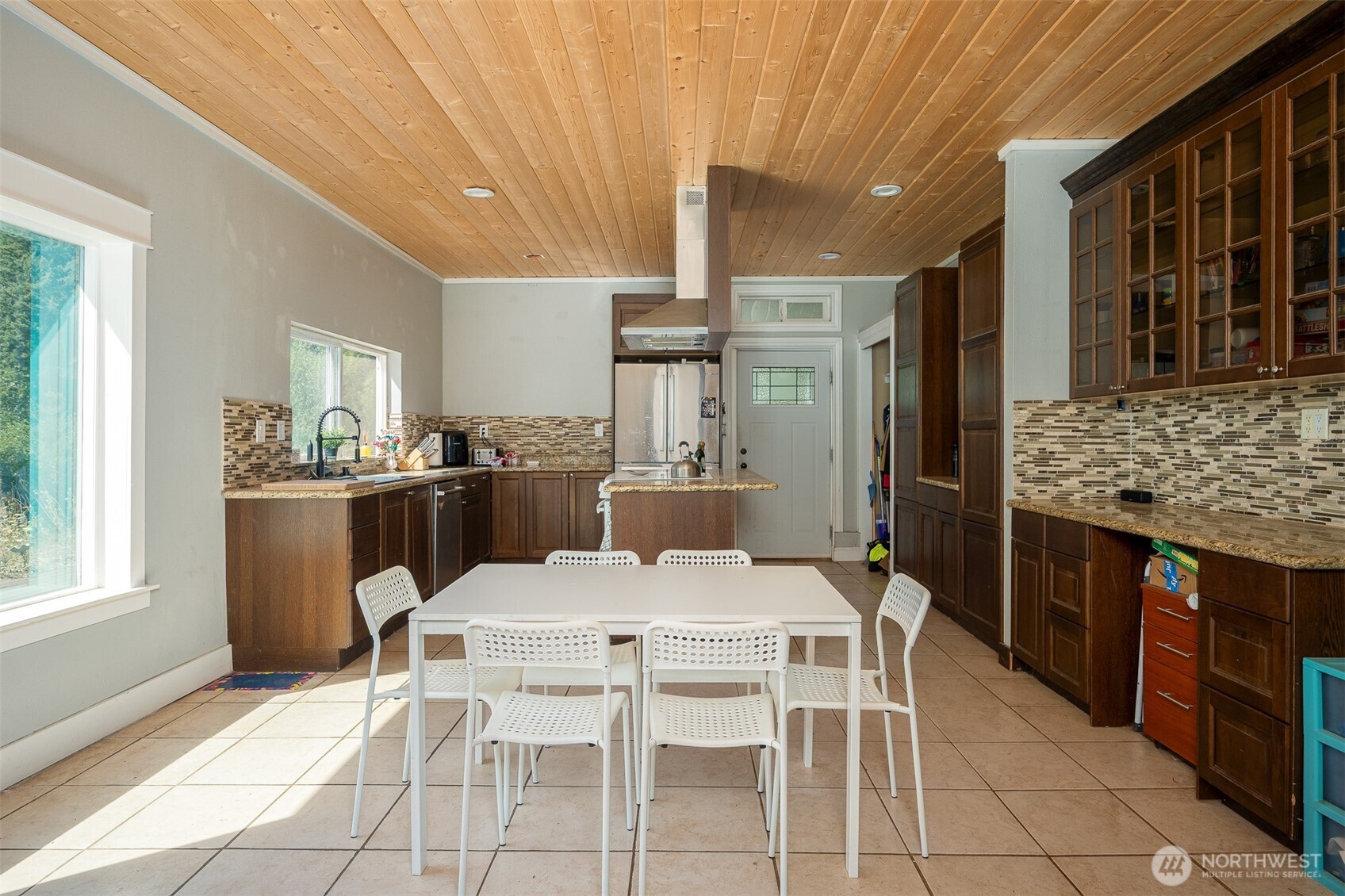 32717 Northeast 94th Street Camas, WA 98607 - Photo 9 of 34 Gallery Image 9