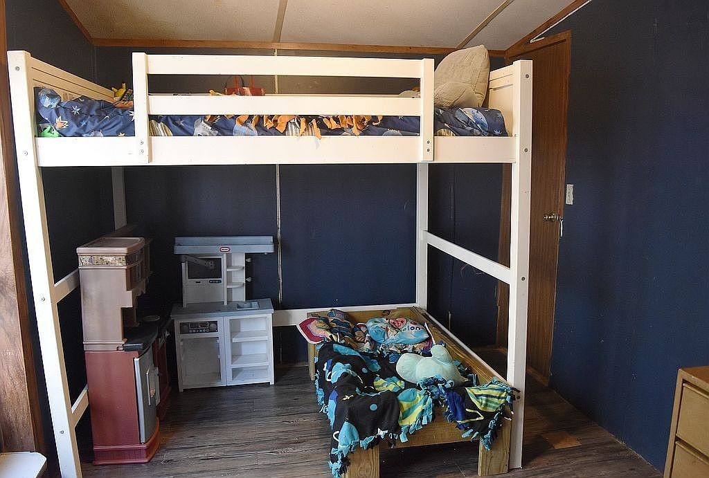 1661 Sassafras Stand Ridge Road Linden, TN 37096 - Photo 12 of 30 a view of an entryway with wooden floor