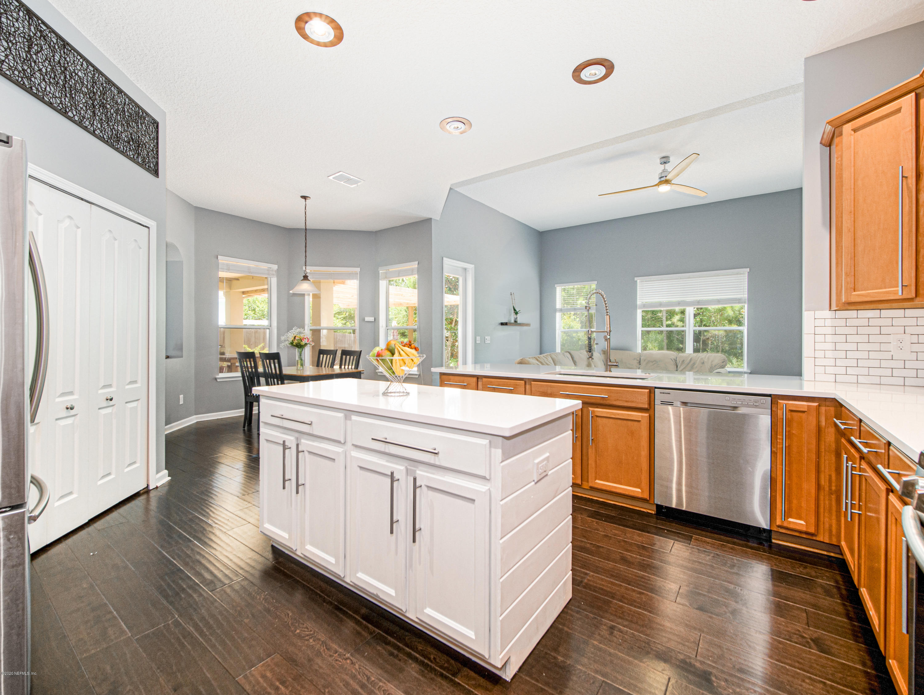 6152 White Tip Road Jacksonville, FL 32258 - Photo 15 of 44 Convenient Central Island