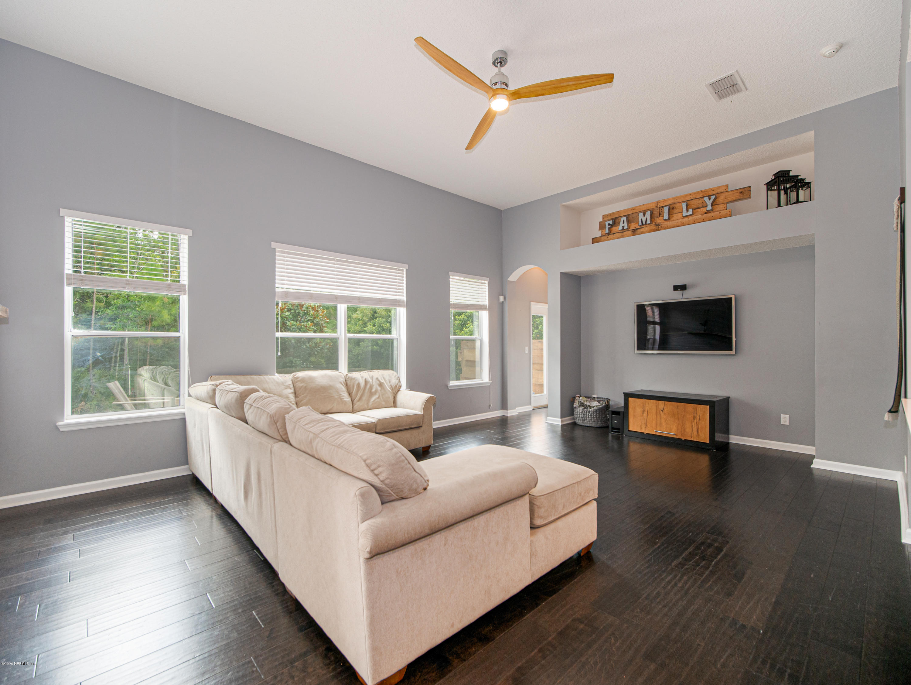 6152 White Tip Road Jacksonville, FL 32258 - Photo 6 of 44 Light & Bright Family Room!