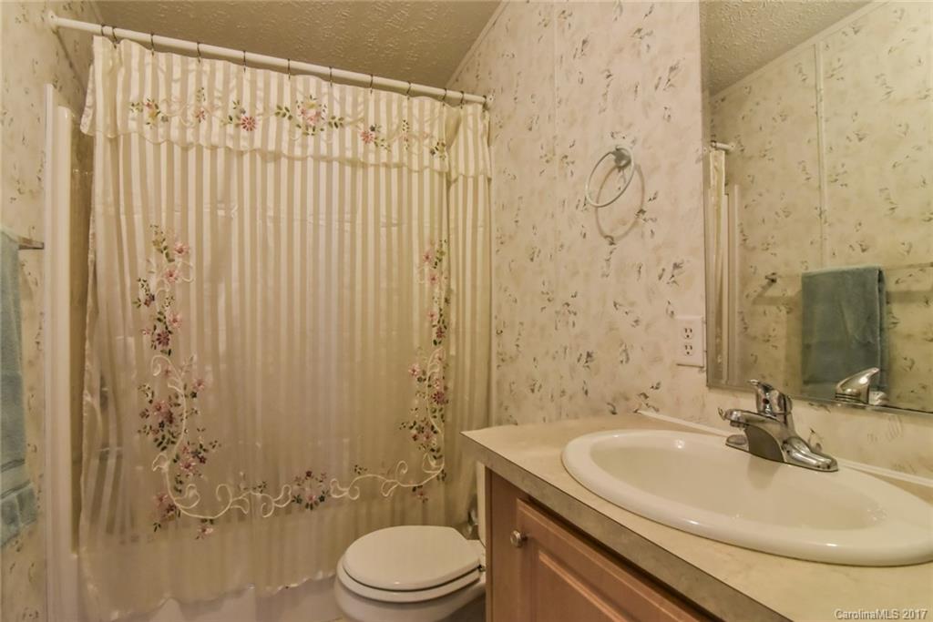 350 Justice Ridge Road Candler, NC 28715 - Photo 13 of 24 Gallery Image 13