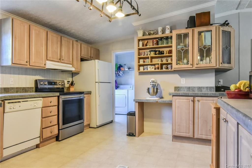 350 Justice Ridge Road Candler, NC 28715 - Photo 17 of 24 Gallery Image 17