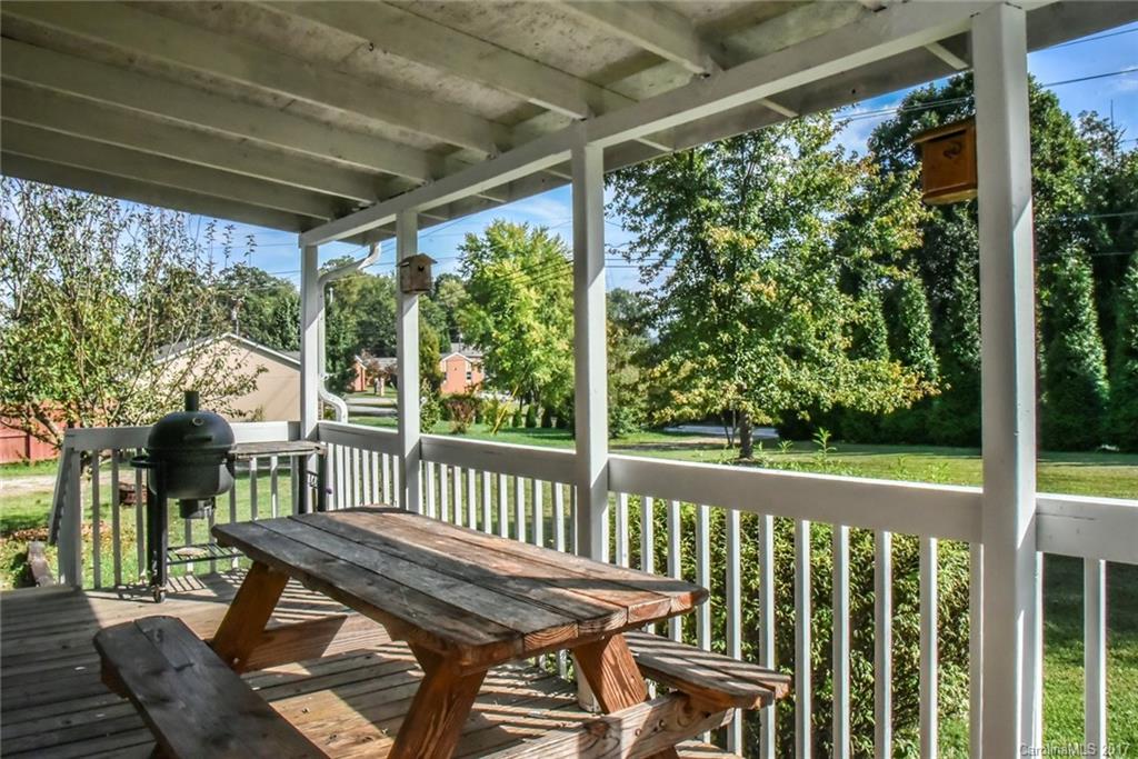 350 Justice Ridge Road Candler, NC 28715 - Photo 6 of 24 Gallery Image 6