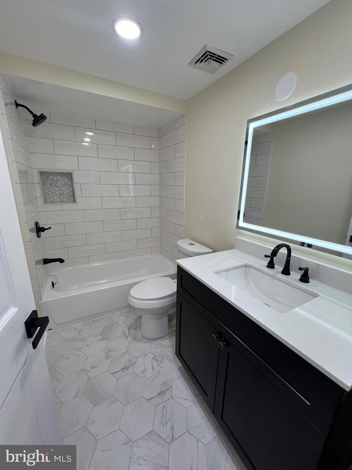 810 Quince Lane Secane, PA 19018 - Photo 29 of 44 a bathroom with a sink a toilet and shower