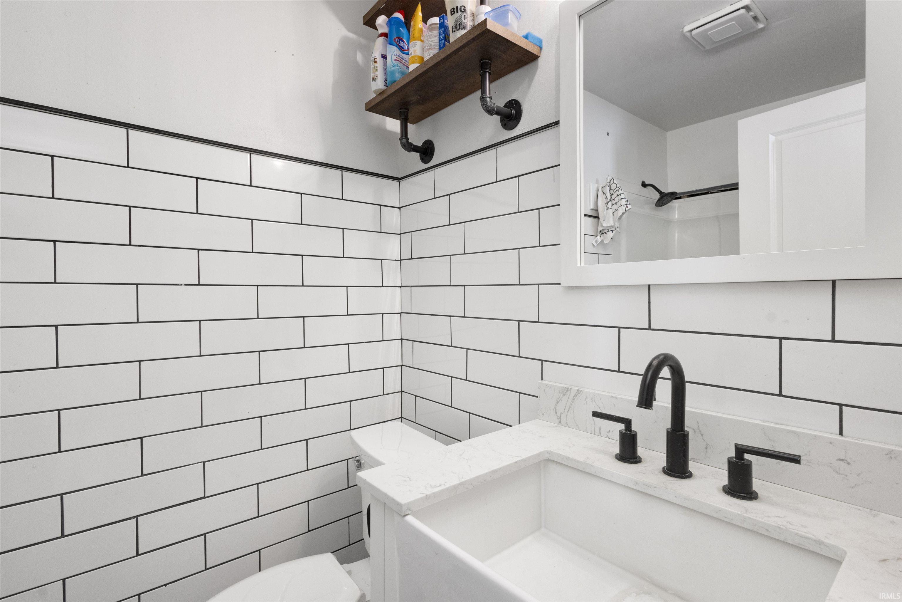 2282 South Taylor Road Mill Creek, IN 46365 - Photo 10 of 23