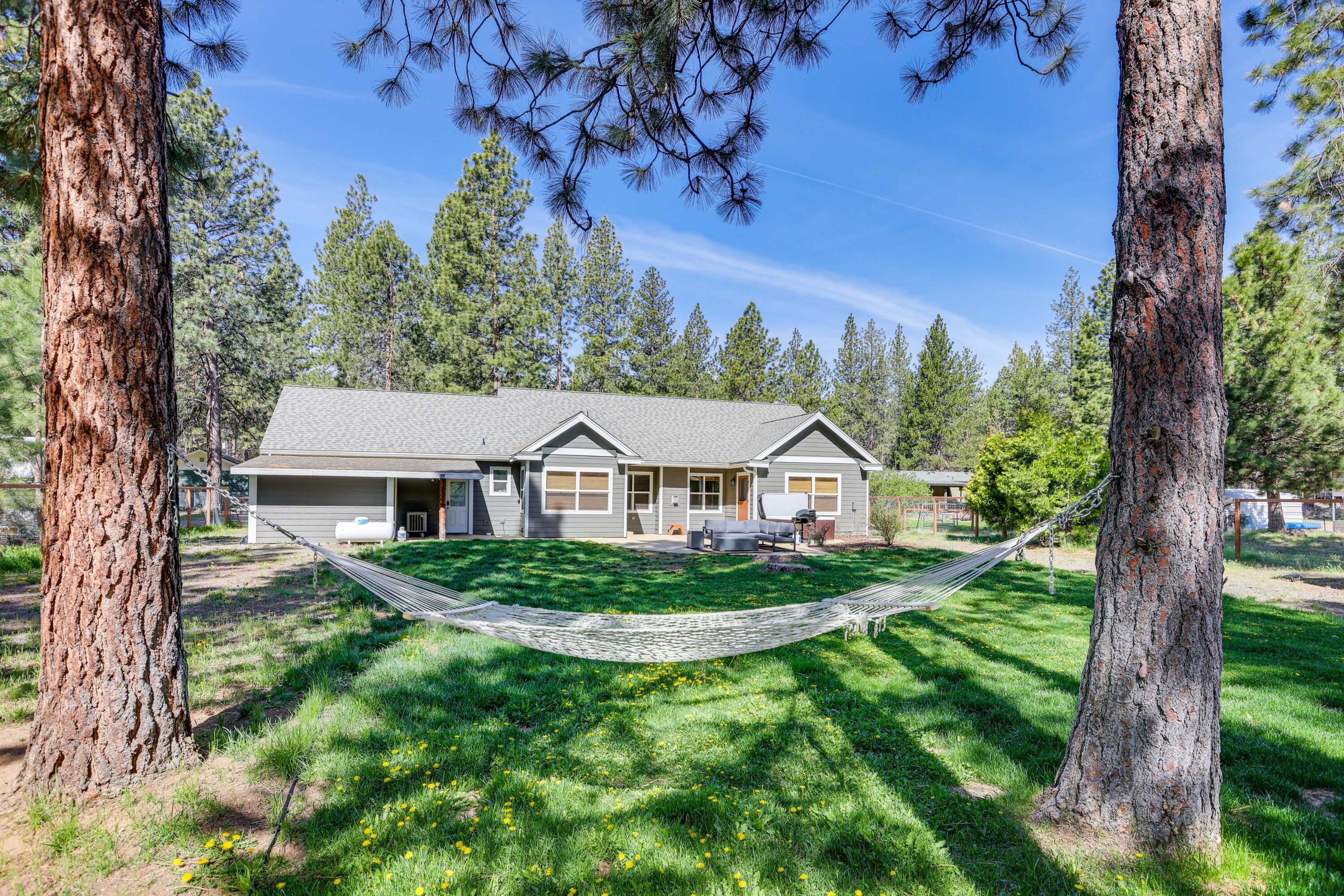 59922 Navajo Road Bend, OR 97702 - Photo 1 of 49 Set-0003