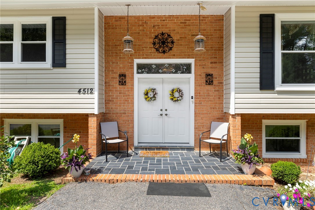 4512 Forrestal Road Chester, VA 23831 - Photo 37 of 47