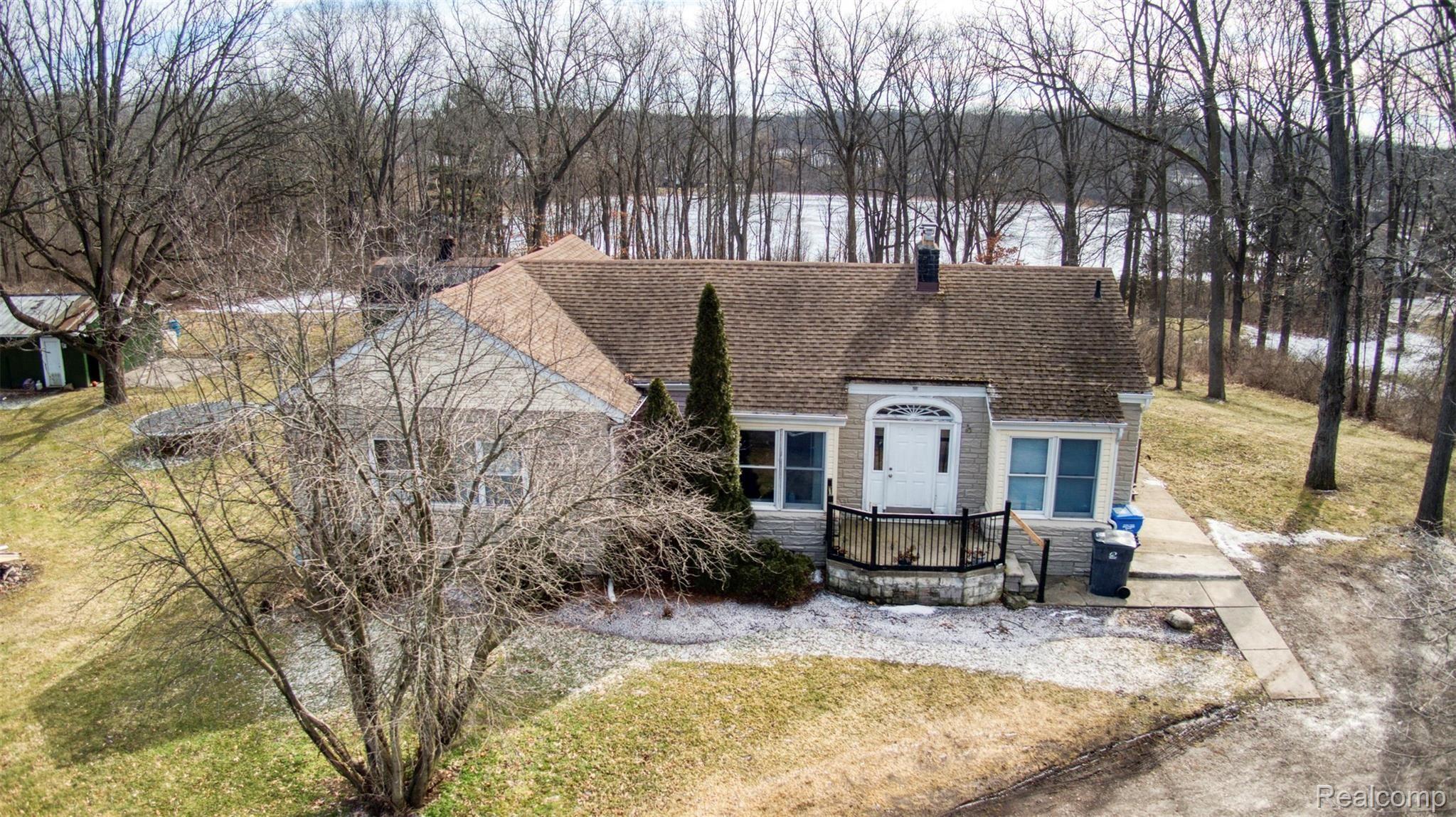 2150 Coon Lake best front.jpg