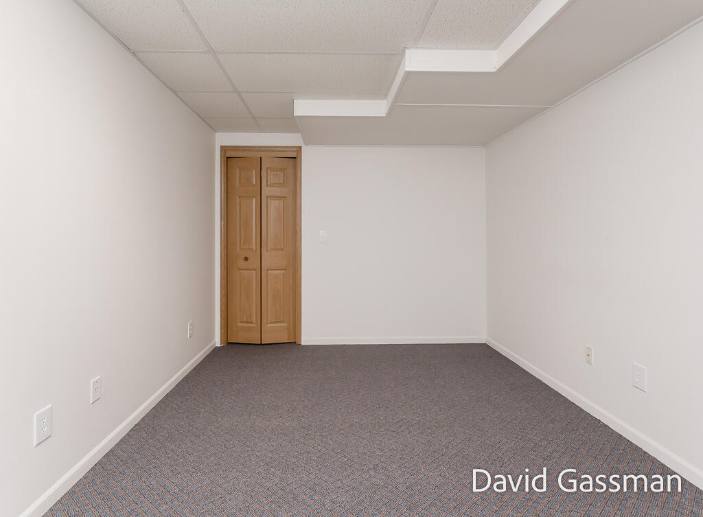 3270 South Walker Road Muskegon, MI 49444 - Photo 23 of 29 Bedroom 3
