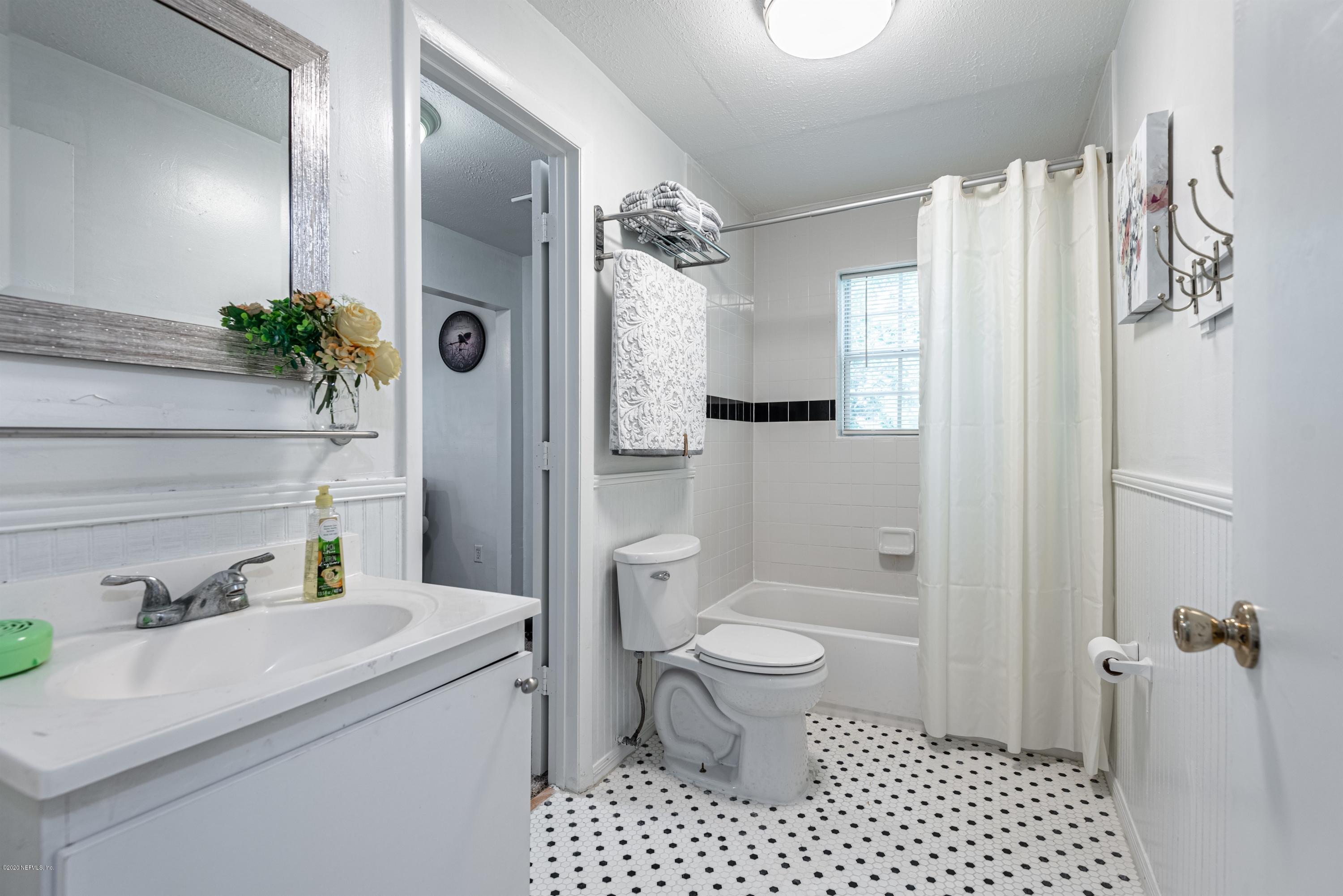 2607 Bethel Road Jacksonville, FL 32210 - Photo 12 of 22 012_Master Bathroom