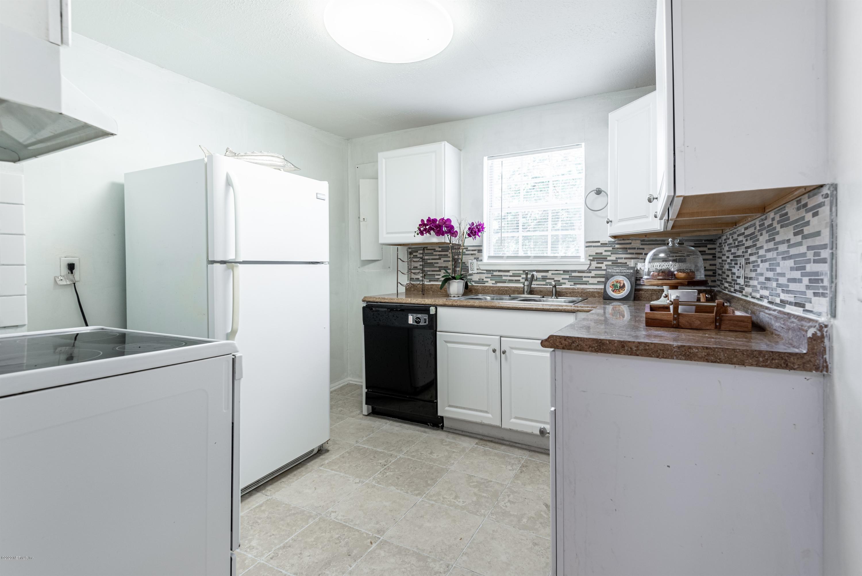 2607 Bethel Road Jacksonville, FL 32210 - Photo 19 of 22 019_Kitchen