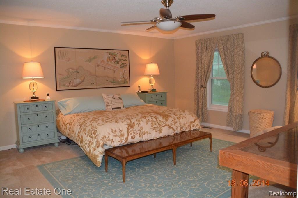 1182 East Fairview Lane Rochester, MI 48306 - Photo 17 of 30 20-DSC_4747 - Copy.jpg