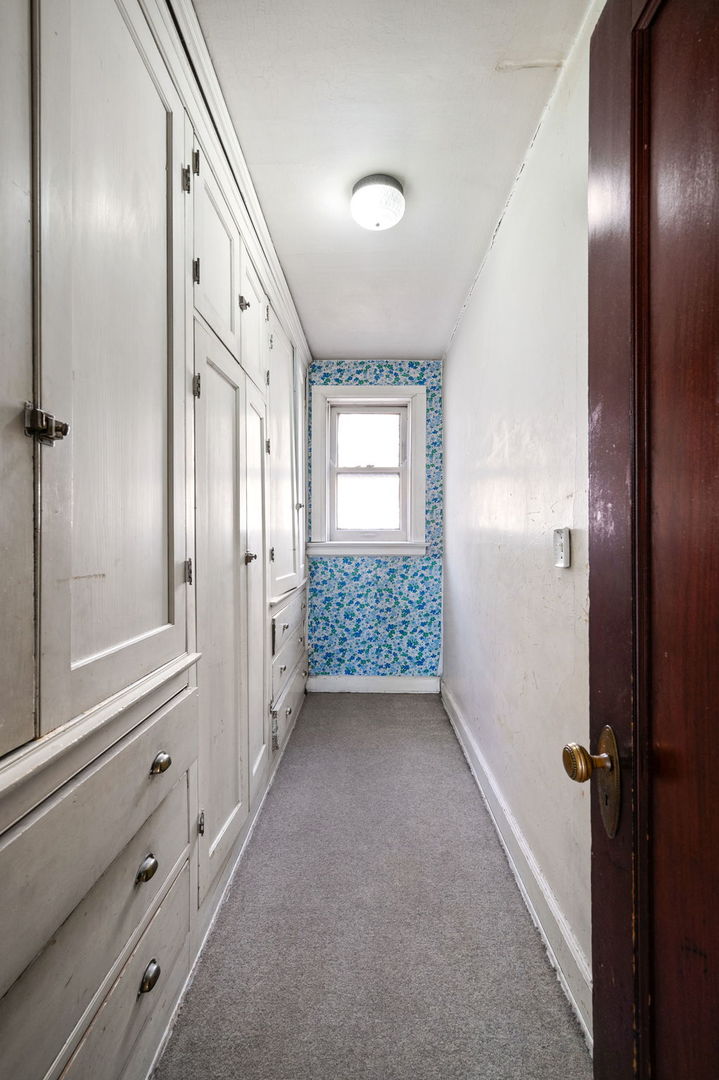 4254 North Hazel Street Chicago, IL 60613 - Photo 31 of 48