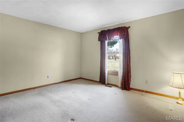 $641,000 | 4842 Indian Hills Drive, Edwardsville, IL 62025