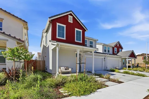 $1,099,000 | 1619 Santiago Court, Gilroy, CA 95020