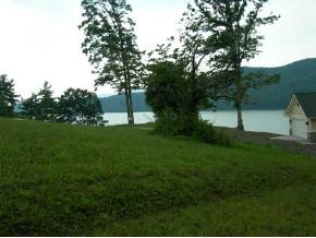 75 Holly Pointe, Unit 75 Butler, TN 37640 - Photo 2 of 2 Photo 3
