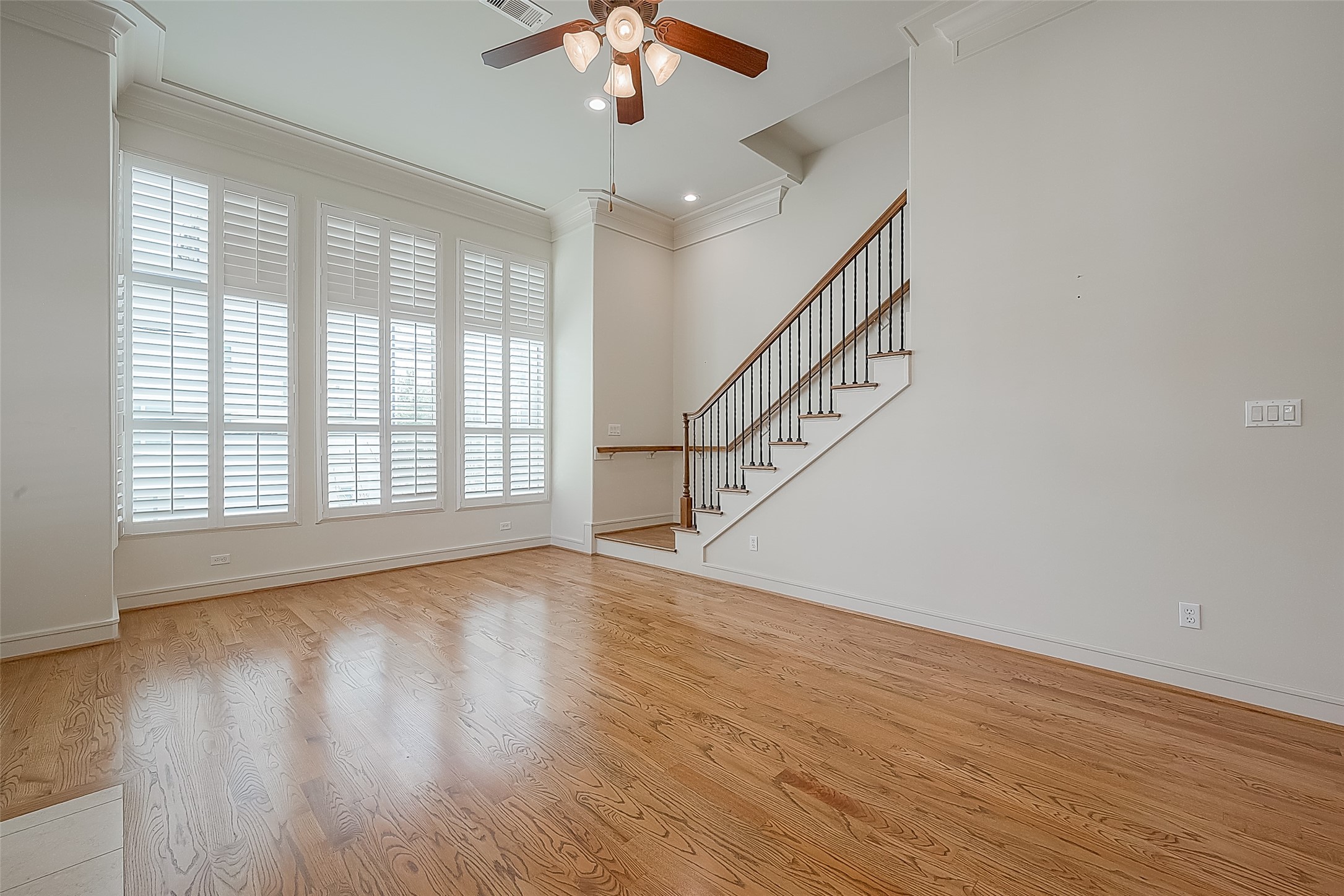 1804 Haddon Street Houston, TX 77019 - Photo 25 of 50