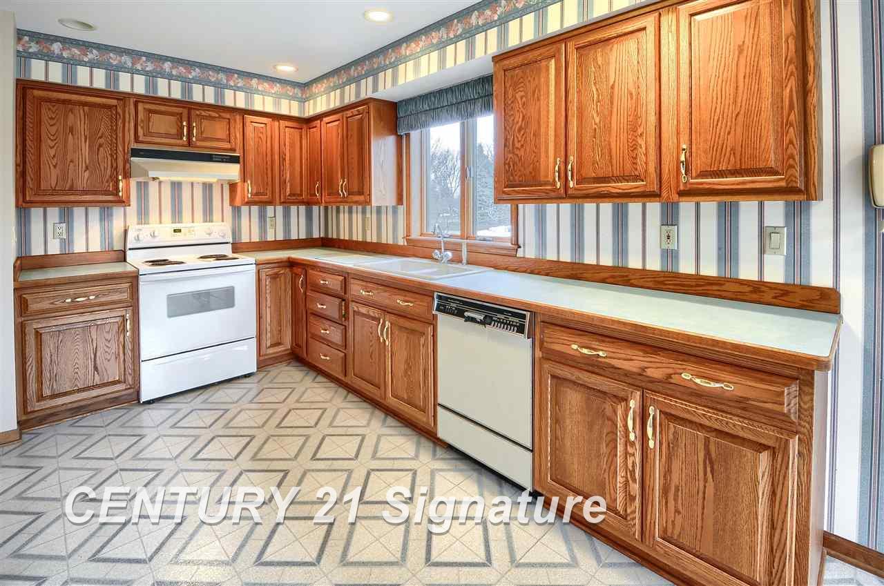8307 Potter Road Flushing, MI 48433 - Photo 17 of 48