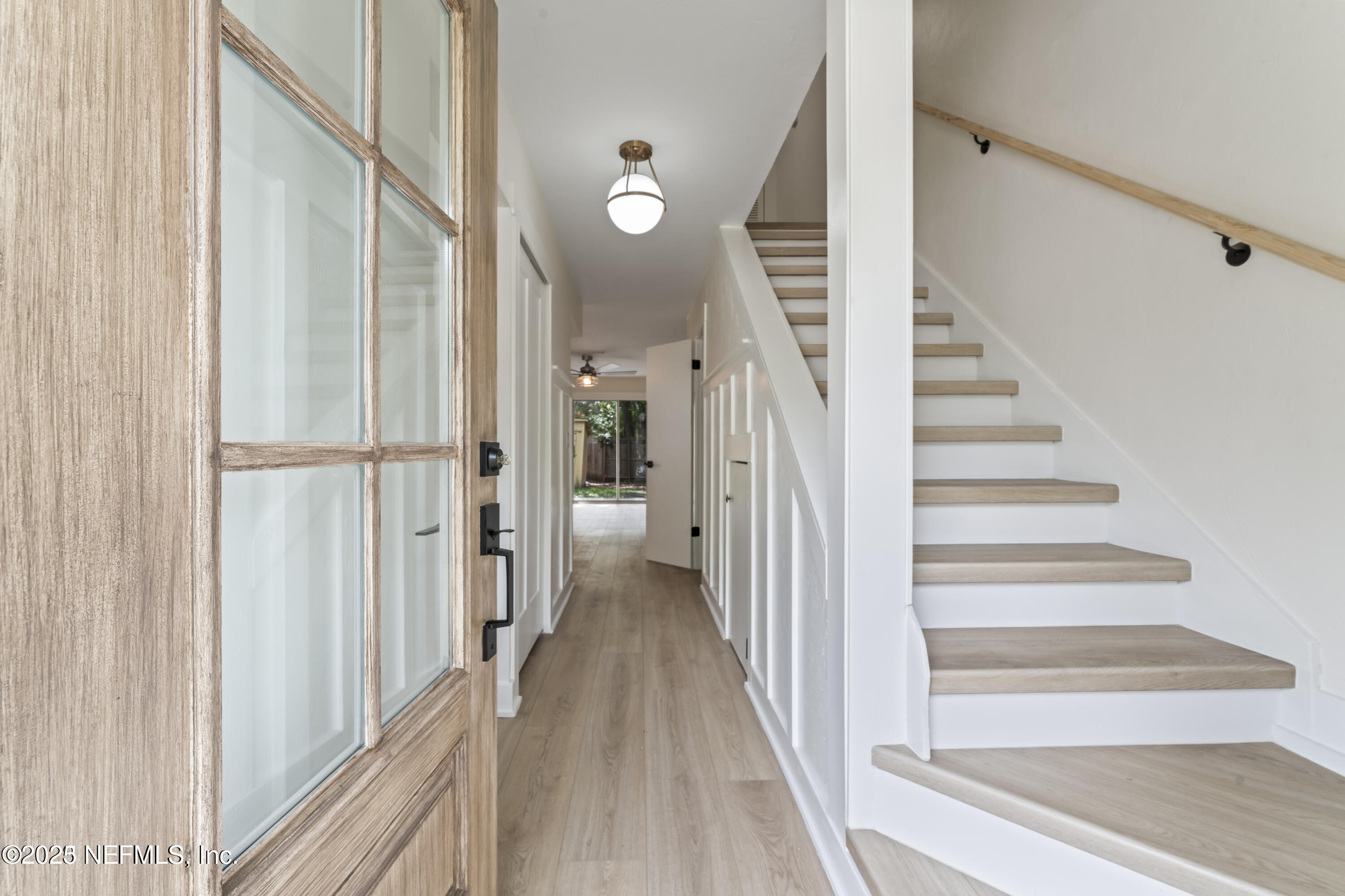 800 Main Street Atlantic Beach, FL 32233 - Photo 5 of 26 IMG_8966