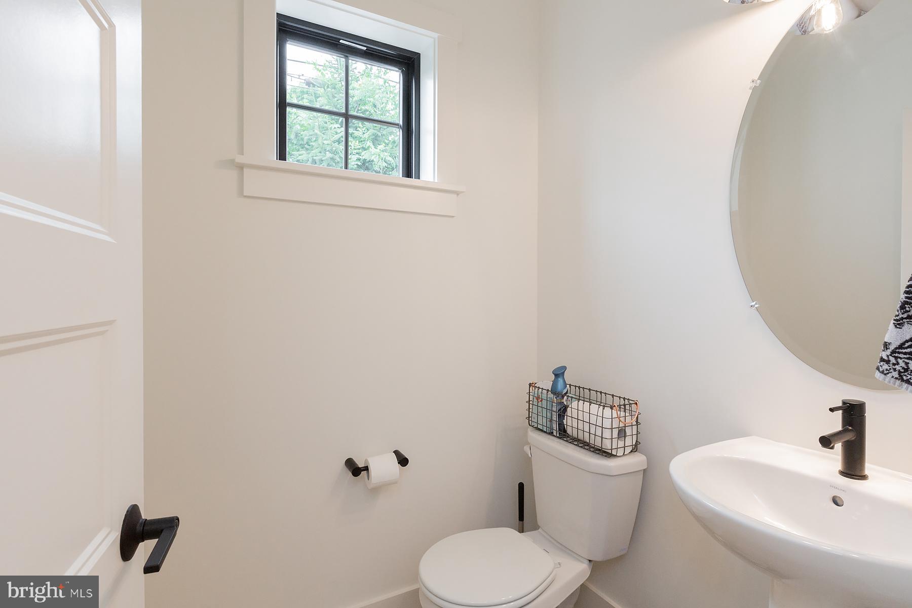 600 Stonehenge Drive Lititz, PA 17543 - Photo 20 of 42