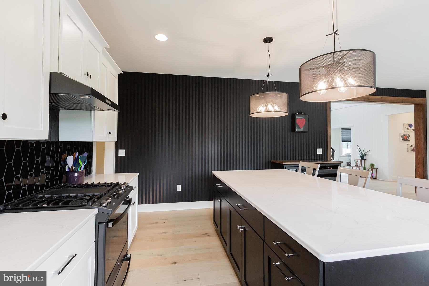 600 Stonehenge Drive Lititz, PA 17543 - Photo 9 of 42