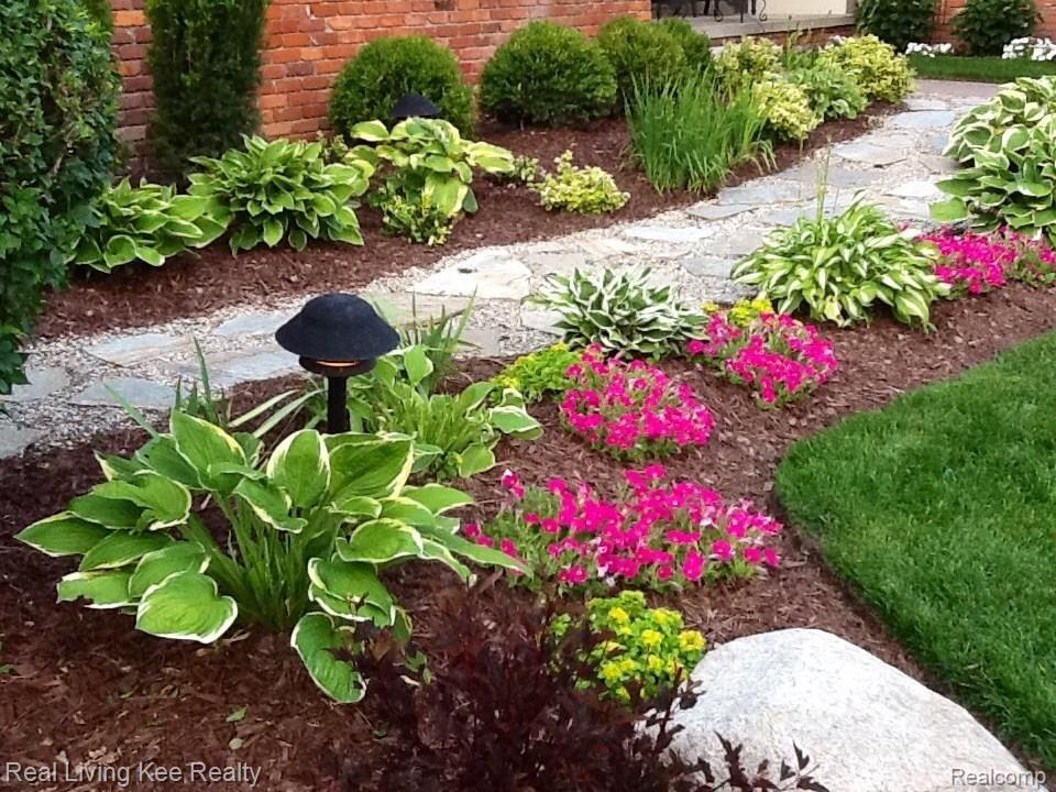 garden.jpg