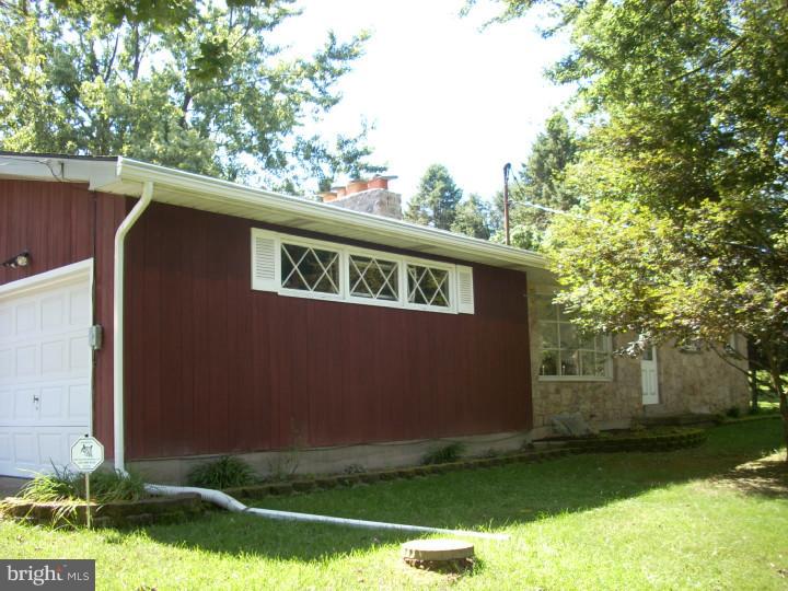 1436 Highpoint Road Coopersburg, PA 18036 - Photo 3 of 21 Gallery Image 3