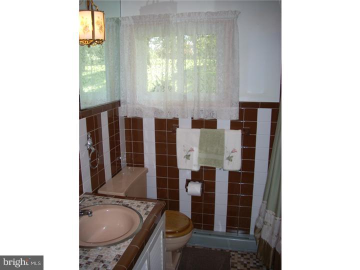 1436 Highpoint Road Coopersburg, PA 18036 - Photo 8 of 21 Gallery Image 8