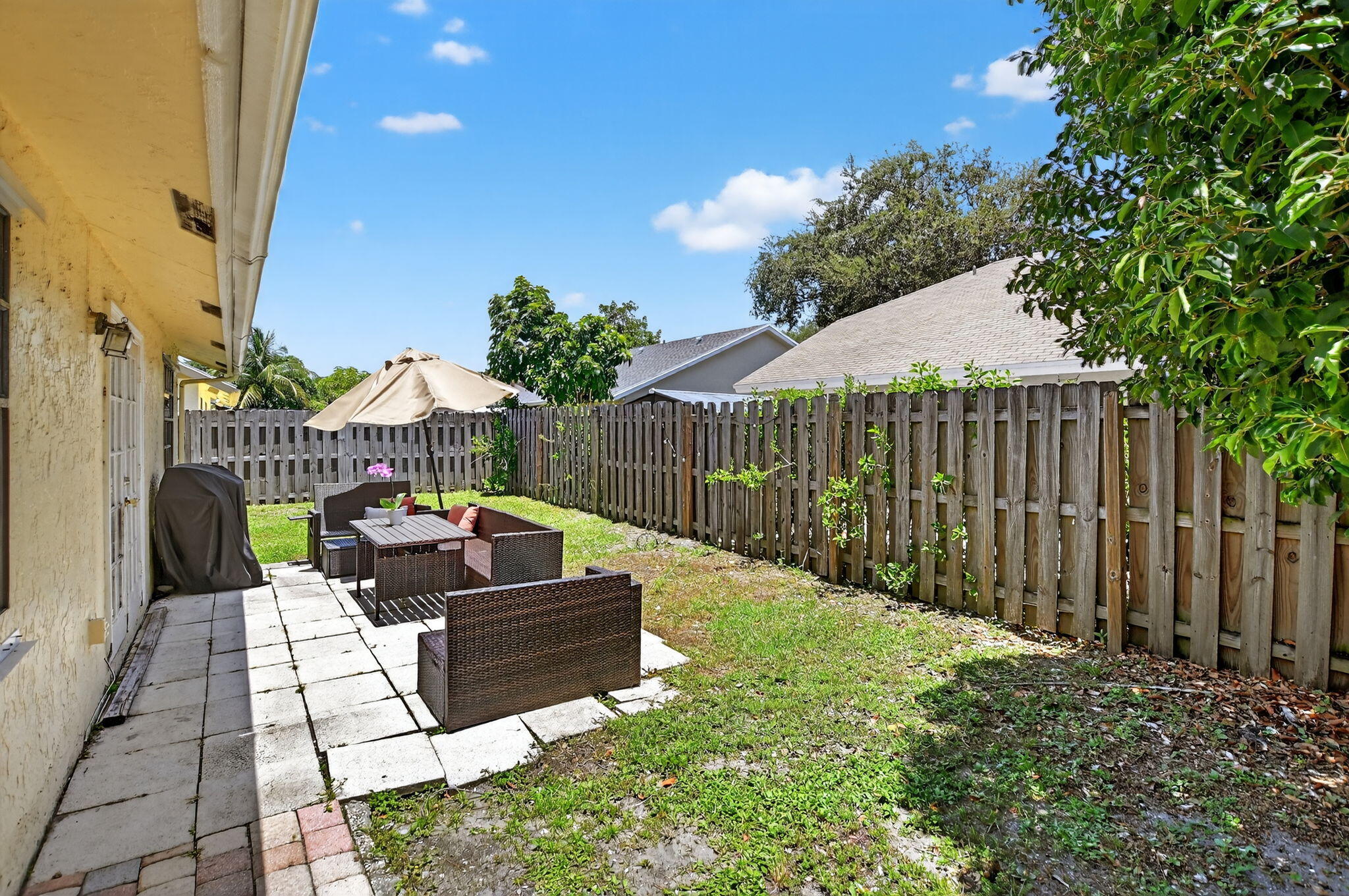 10548 Boca Entrada Boulevard Boca Raton, FL 33428 - Photo 4 of 22 23-web-or-mls-DSC_3573