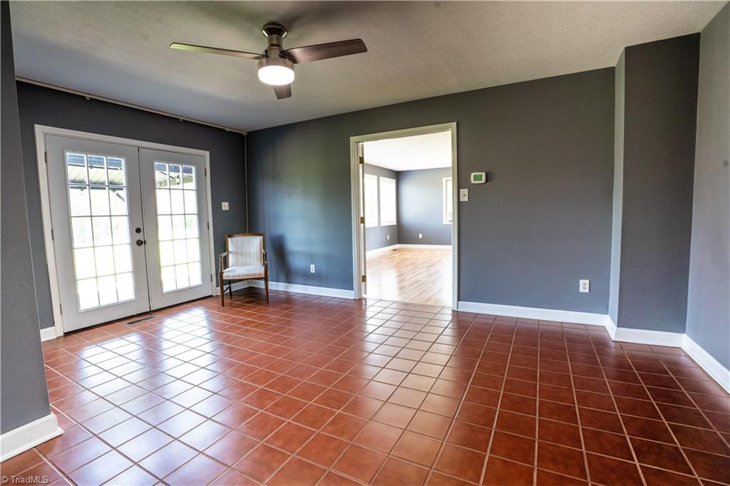 1437 Price Road Eden, NC 27288 - Photo 17 of 47