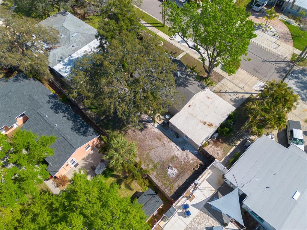 200 Broadway Dunedin, FL 34698 - Photo 29 of 59 an aerial view of a house with a yard