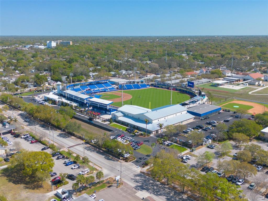 200 Broadway Dunedin, FL 34698 - Photo 33 of 59 a view of a city