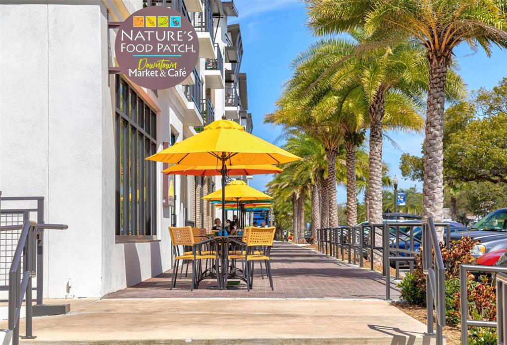 200 Broadway Dunedin, FL 34698 - Photo 58 of 59 an outdoor space with furniture