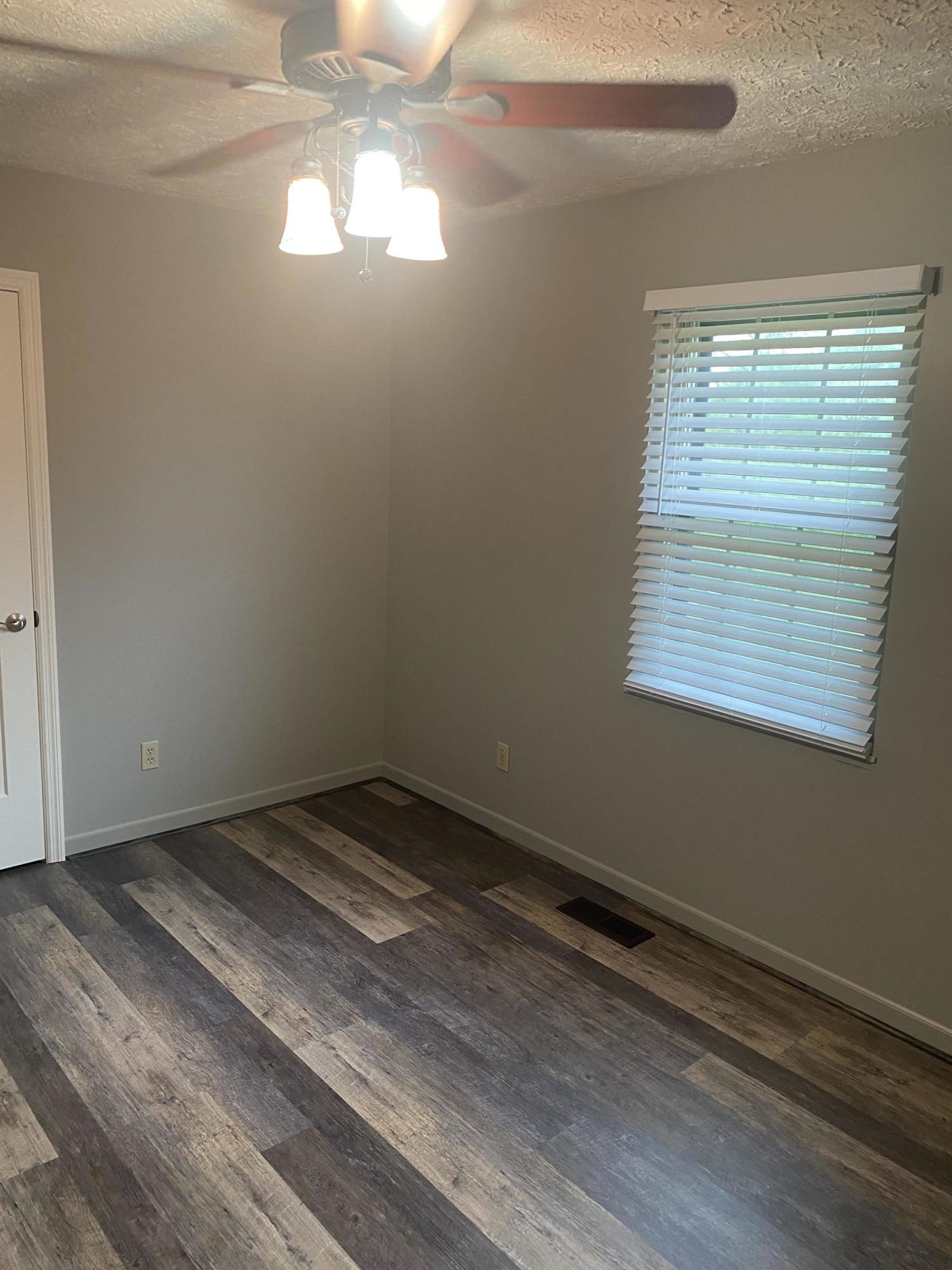 835 Proffitt Springs Road Maryville, TN 37801 - Photo 5 of 14 IMG_1553
