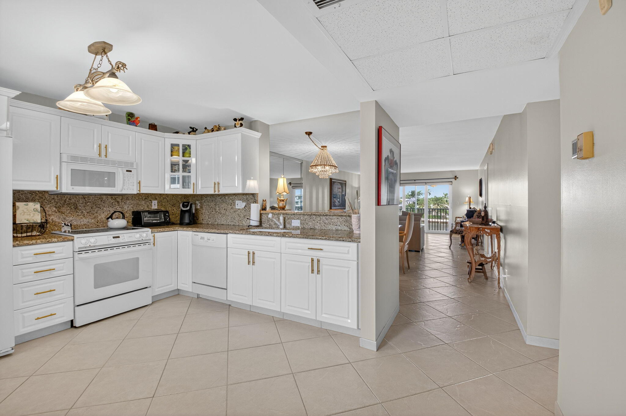 2871 North Ocean Boulevard, Unit R254 Boca Raton, FL 33431 - Photo 13 of 51 8-web-or-mls-DSC_2433