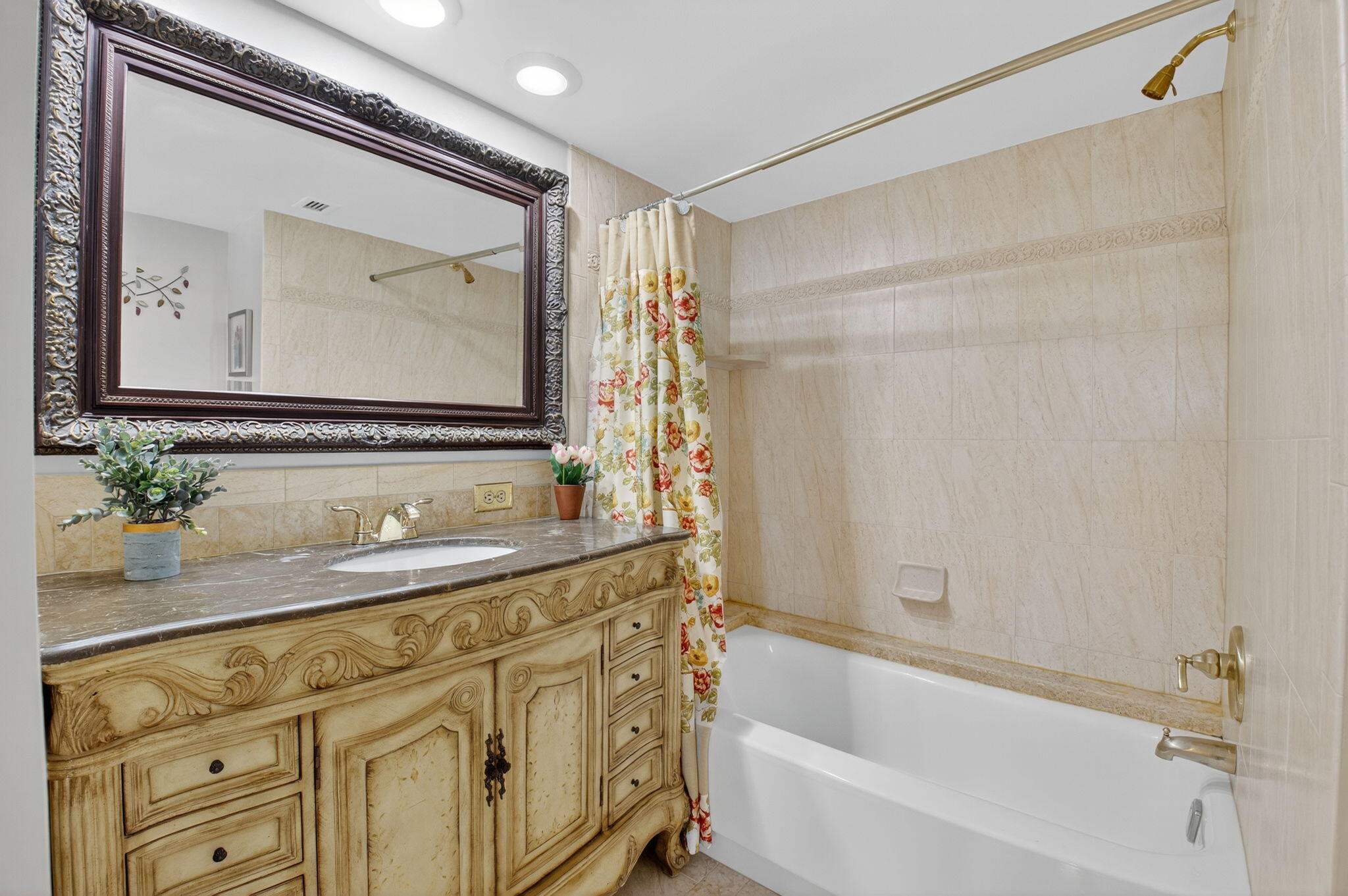 2871 North Ocean Boulevard, Unit R254 Boca Raton, FL 33431 - Photo 22 of 51 27-web-or-mls-DSC_2525