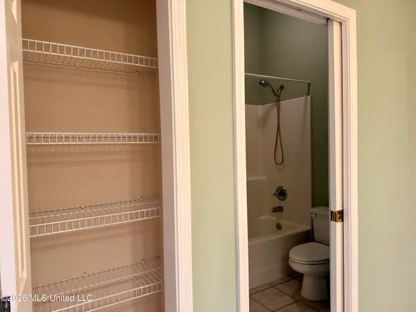 $280,000 | 1003 Charmant Place, Ridgeland, MS 39157