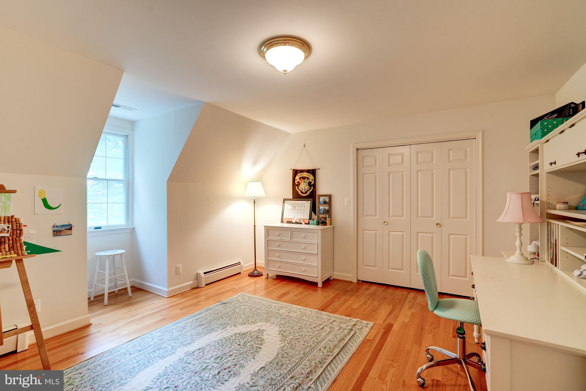 23517 Parsons Road Middleburg, VA 20117 - Photo 17 of 26 Bedroom
