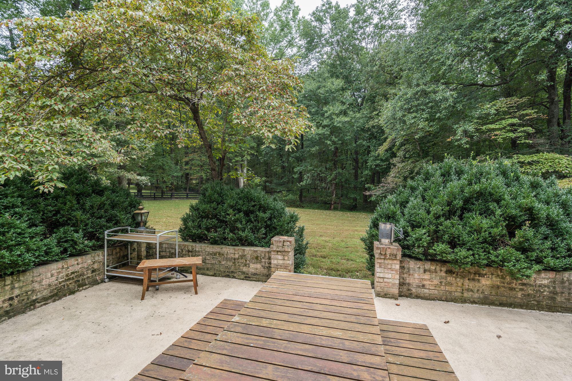 23517 Parsons Road Middleburg, VA 20117 - Photo 24 of 26 Patio