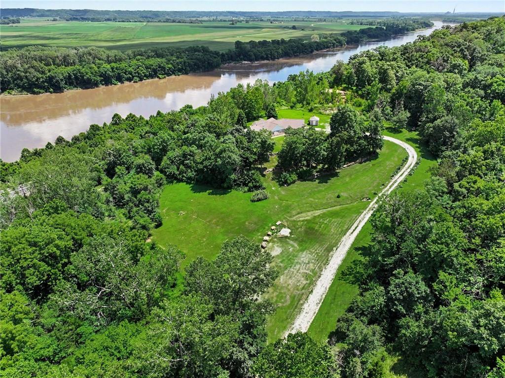 322 Riverfront Road Atchison, KS 66002 - Photo 36 of 43