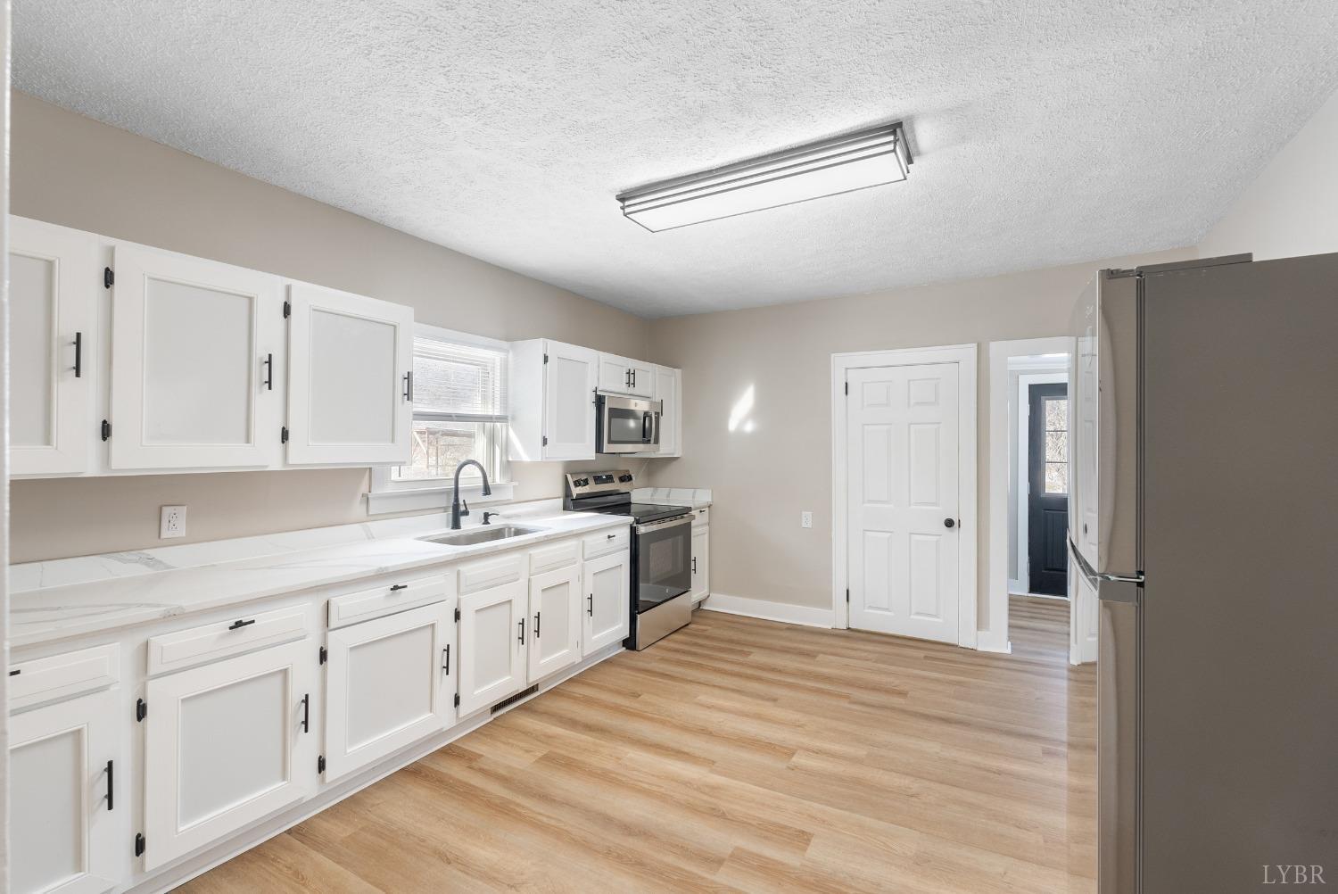 533 Patterson Street Appomattox, VA 24522 - Photo 11 of 30 Gallery Image 11