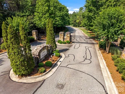 $985,000 | 3207 James Plantation Drive, Denver, NC 28037